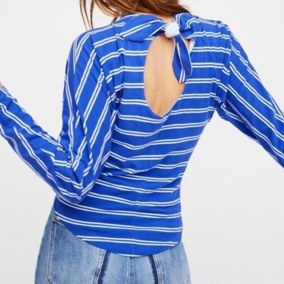 Free People Women's Blue Striped Ardmore Long Sleeve Tie Back Top Size XSmall - Picture 2 of 5